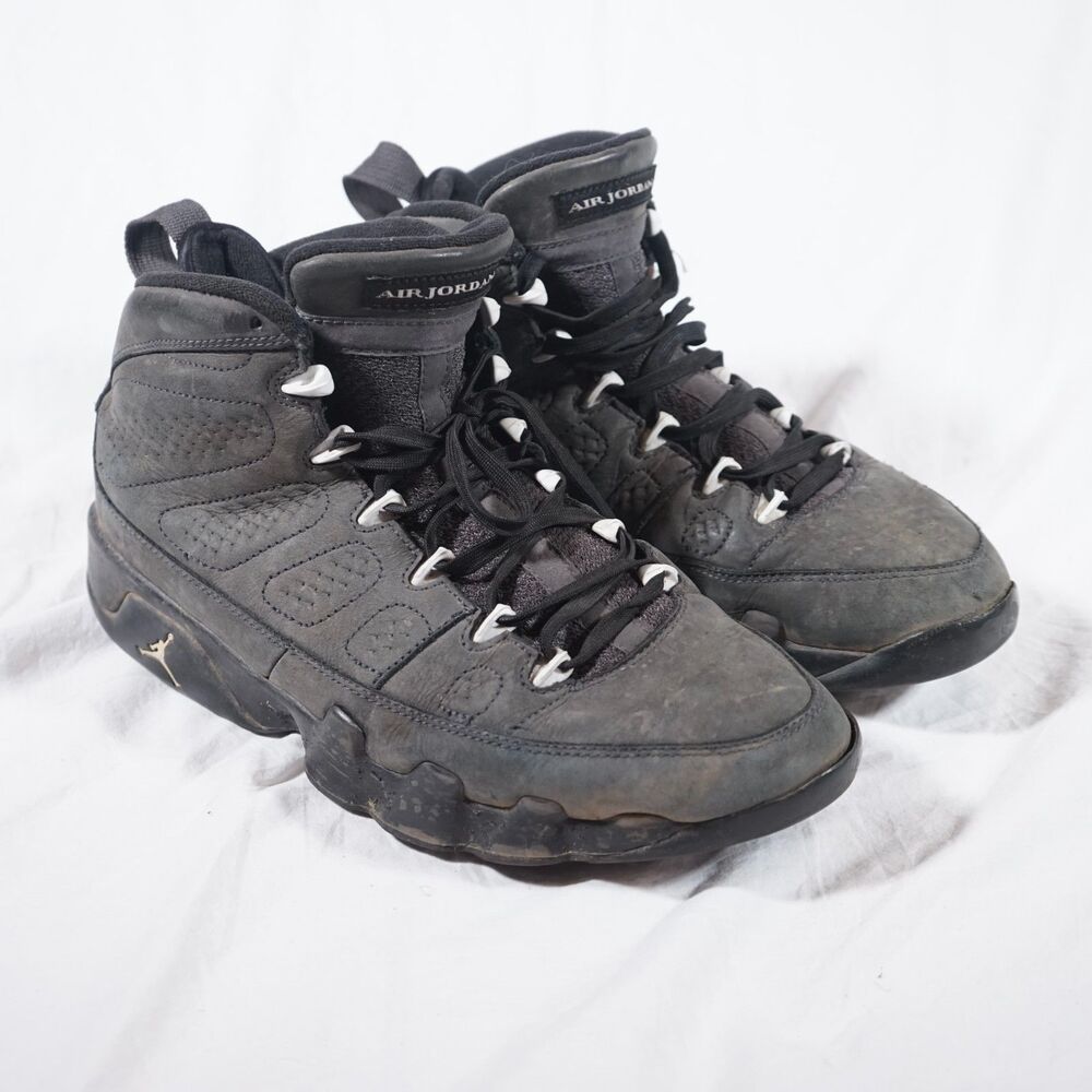 Nike Air Jordan 9 Retro “Anthracite” Men’s Size 11 Sole Separation See Photos